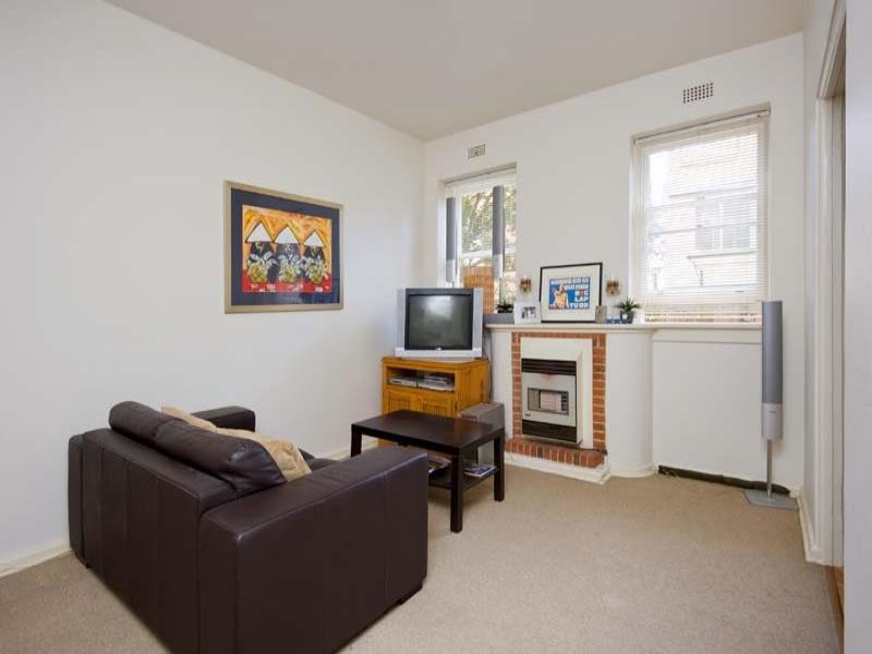 2/9 Ben Boyd Road, Neutral Bay NSW 2089