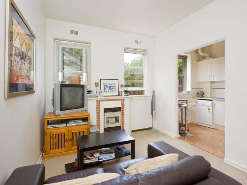 2/9 Ben Boyd Road, Neutral Bay NSW 2089