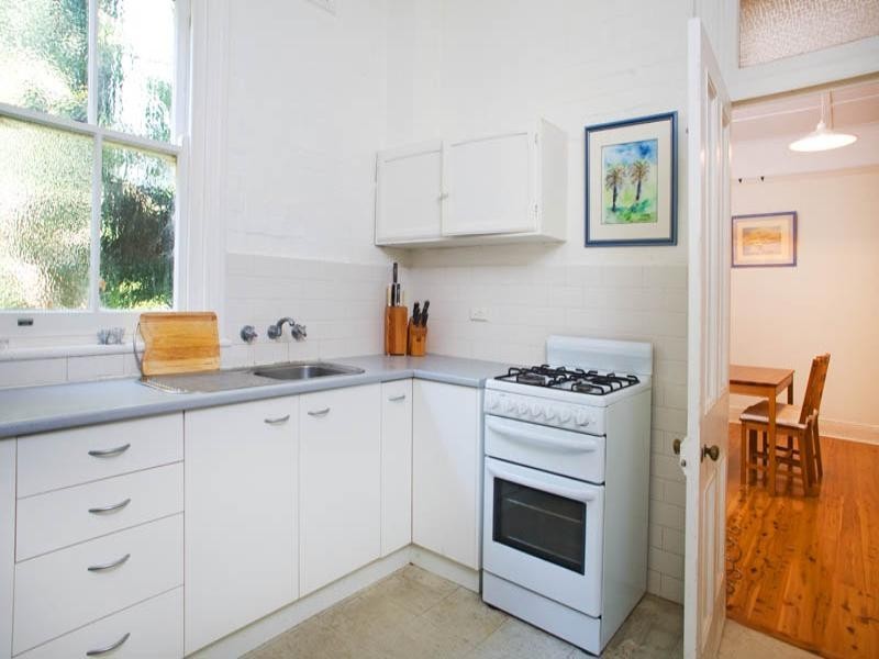 2/18 Lower Wycombe Road, Neutral Bay NSW 2089