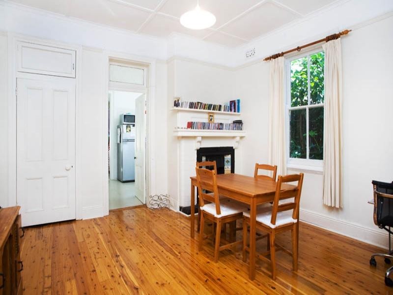 2/18 Lower Wycombe Road, Neutral Bay NSW 2089