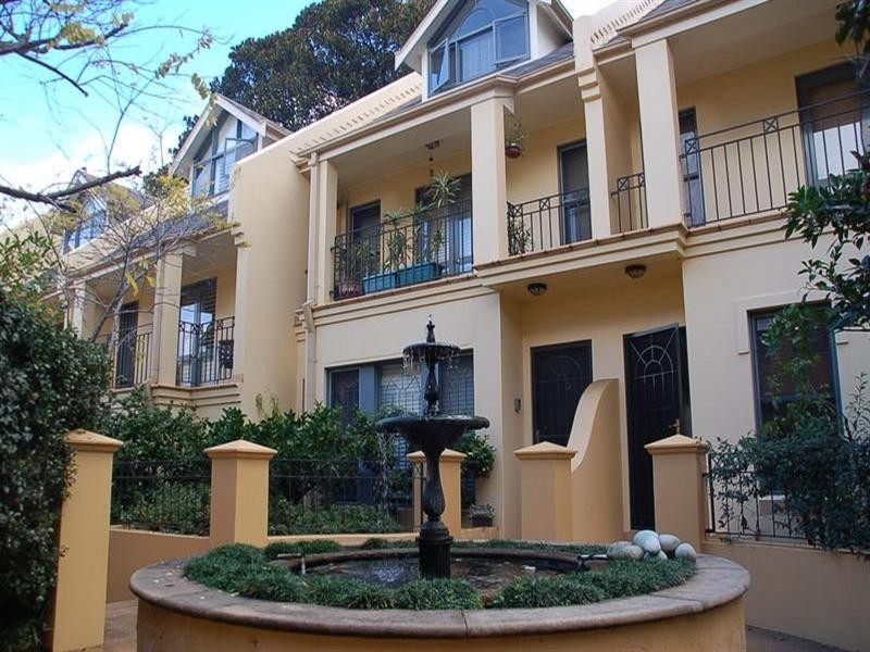 16/22 Mackenzie Street, Mcmahons Point NSW 2060