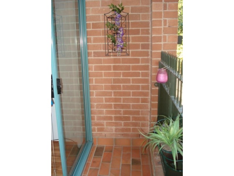 8/12 Hayberry Street, Crows Nest NSW 2065