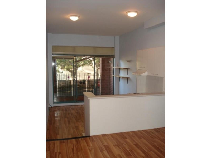 8/12 Hayberry Street, Crows Nest NSW 2065