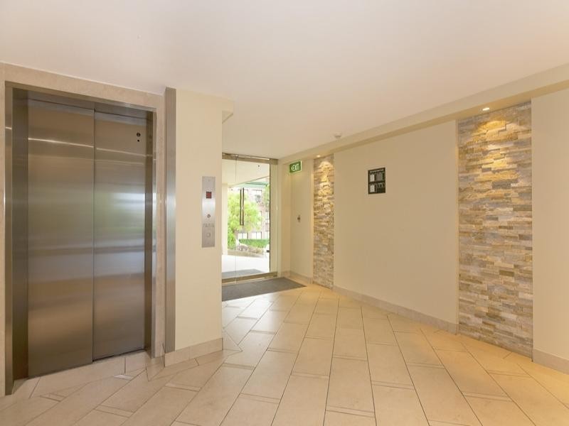 34/2-4 East Crescent Street, Mcmahons Point NSW 2060