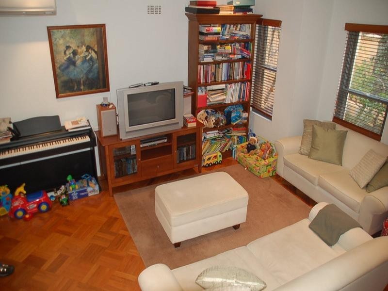 12/22 MacKenzie Street, Mcmahons Point NSW 2060