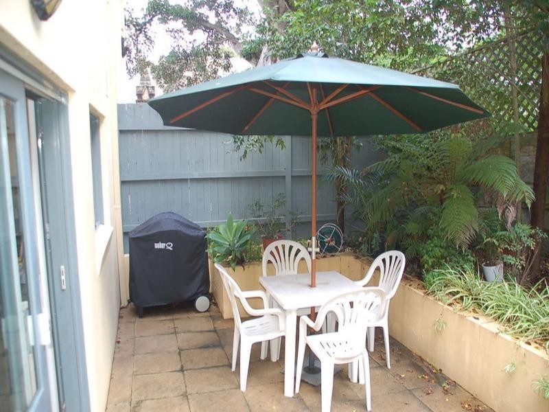 12/22 MacKenzie Street, Mcmahons Point NSW 2060