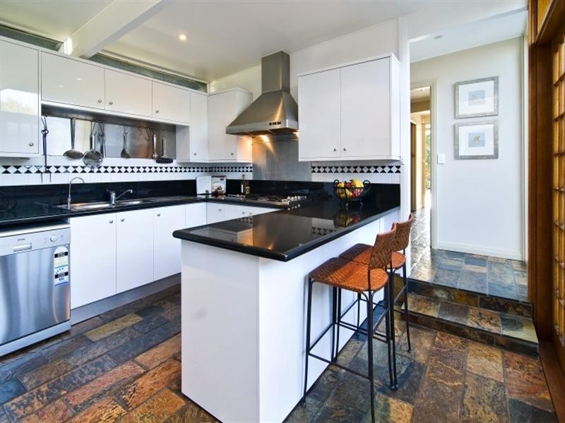 20 Myrtle Street, Crows Nest NSW 2065