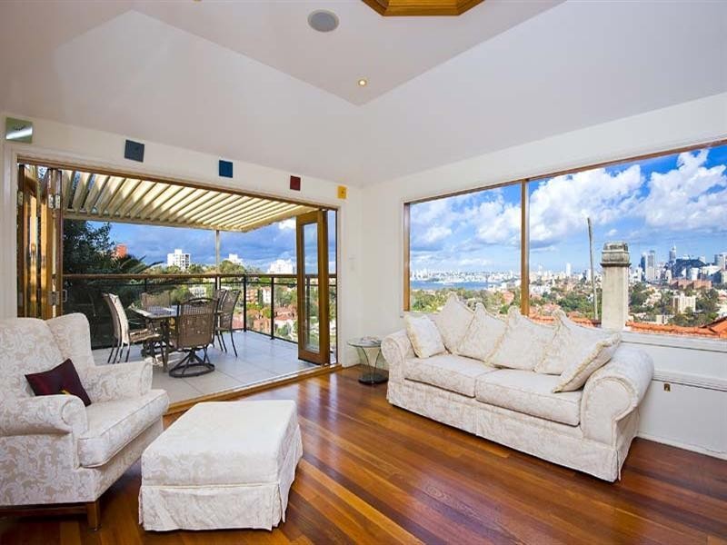 8 Rose Avenue (enter off Alfred St Nth), Neutral Bay NSW 2089