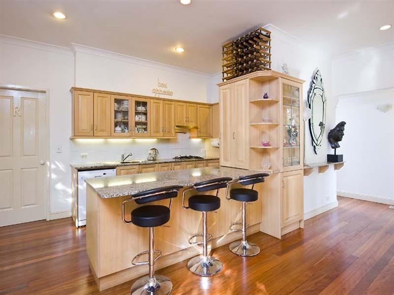 8 Rose Avenue (enter off Alfred St Nth), Neutral Bay NSW 2089