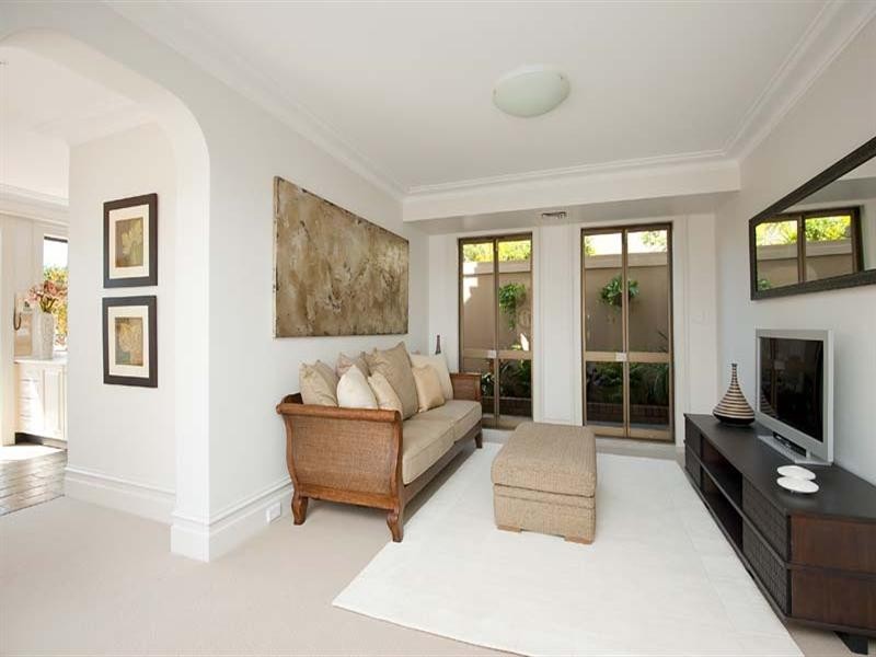1/9 Elamang Avenue, Kirribilli NSW 2061