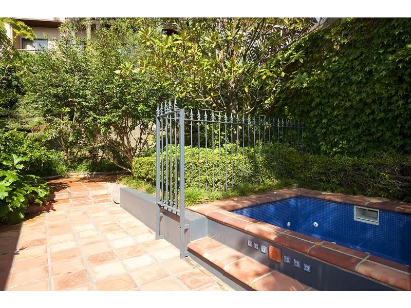 15-17 McManus Street, Mcmahons Point NSW 2060