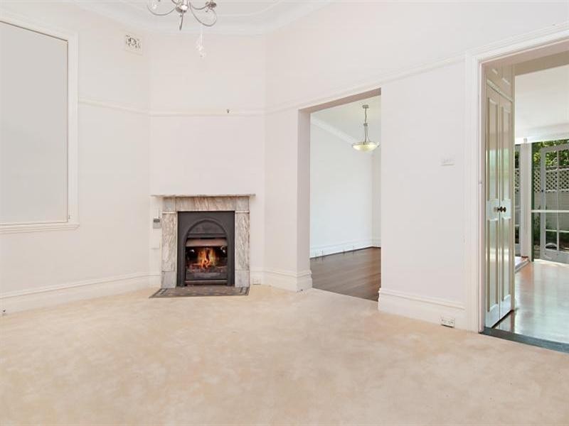 2 Anglo Road, Greenwich NSW 2065