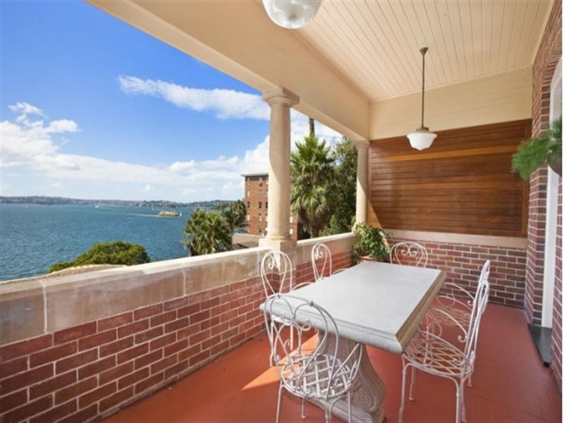 2/31 Carabella Street, Kirribilli NSW 2061