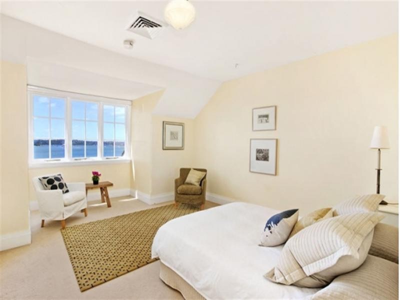 2/31 Carabella Street, Kirribilli NSW 2061