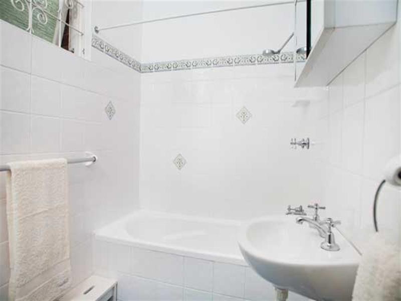 2/66 Lavender Street, Milsons Point NSW 2061