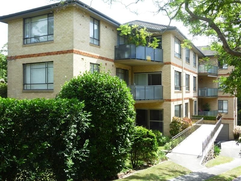 1/4 Milner Crescent, Wollstonecraft NSW 2065