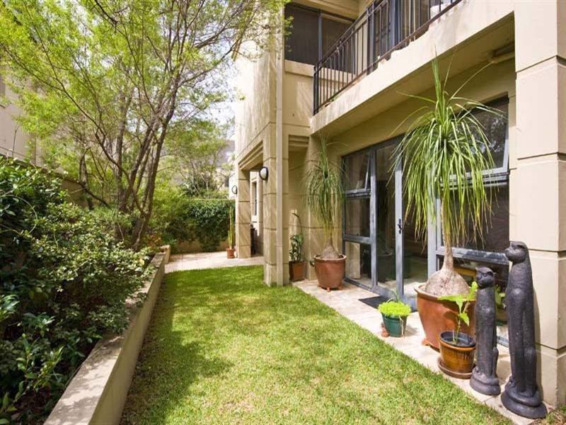 10/10-12 Ben Boyd Road, Neutral Bay NSW 2089