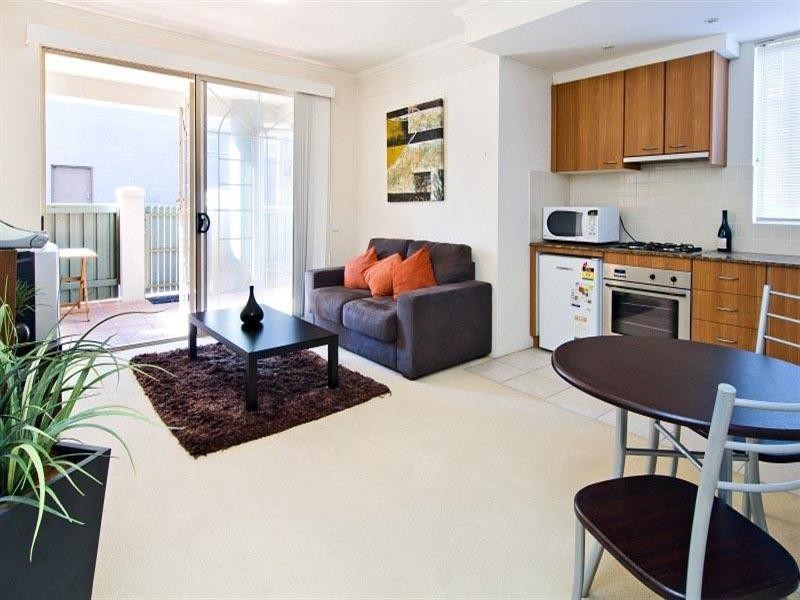 6/13 Ernest Street, Crows Nest NSW 2065
