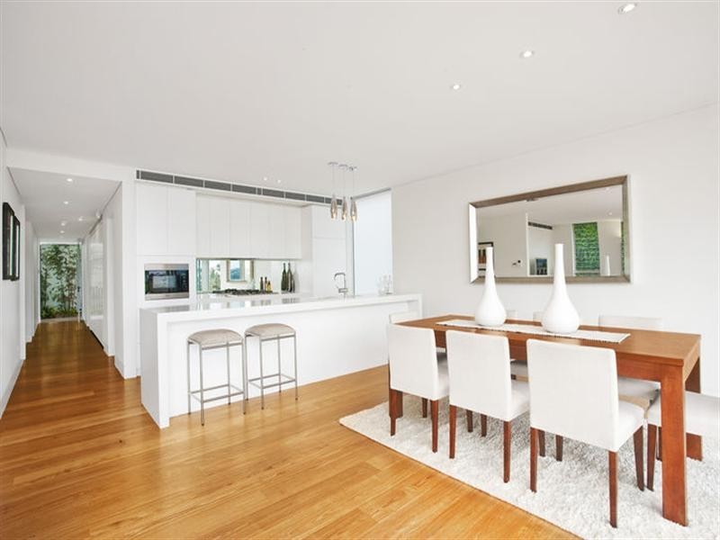 Residence 2, 7 Warringah Road, Mosman NSW 2088