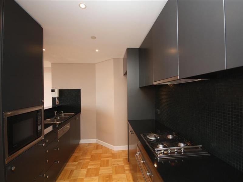 2004/2 Dind Street, Milsons Point NSW 2061