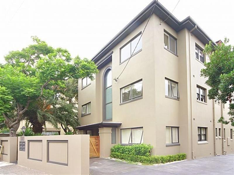 2/131 Kurraba Road, Neutral Bay NSW 2089