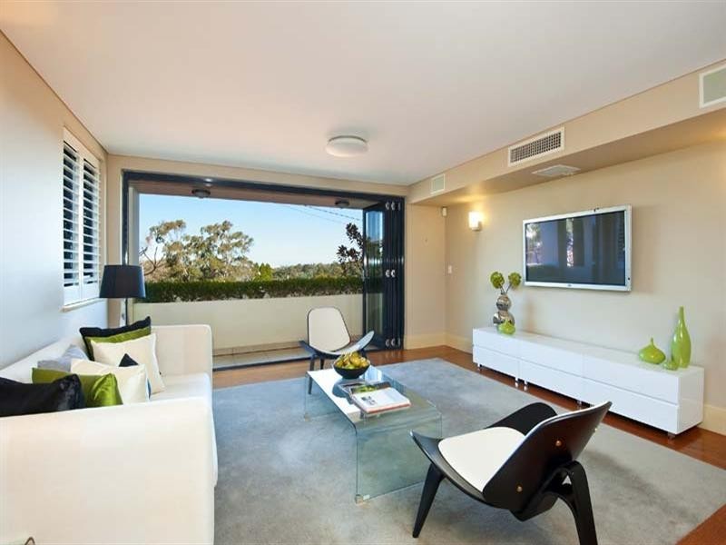 2/12 Commodore Street, Mcmahons Point NSW 2060