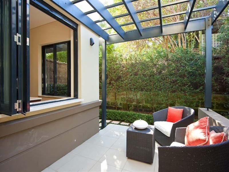 2/12 Commodore Street, Mcmahons Point NSW 2060