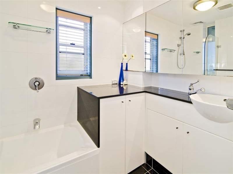 6/80 Bent Street, Neutral Bay NSW 2089