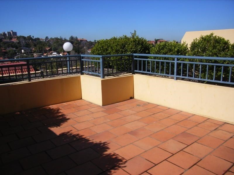 11/22 Bent Street, Neutral Bay NSW 2089