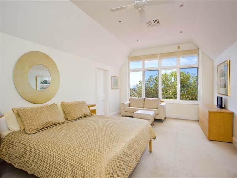 11 Colindia Avenue, Neutral Bay NSW 2089