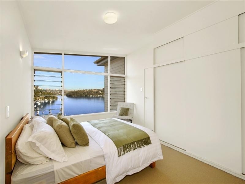 18 Bligh Crescent, Seaforth NSW 2092