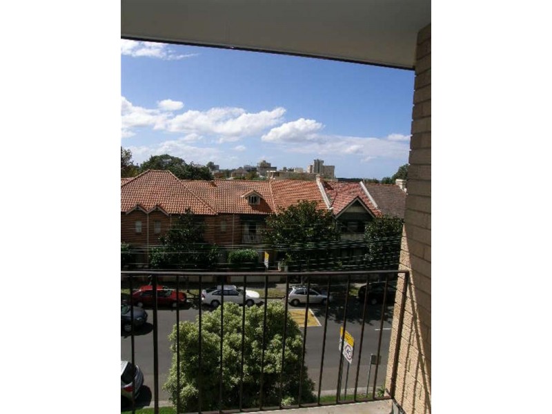 12/170 Ben Boyd Road, Neutral Bay NSW 2089