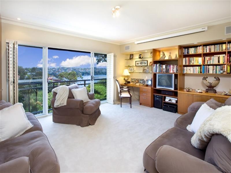 18 Bullecourt Avenue South, Mosman NSW 2088