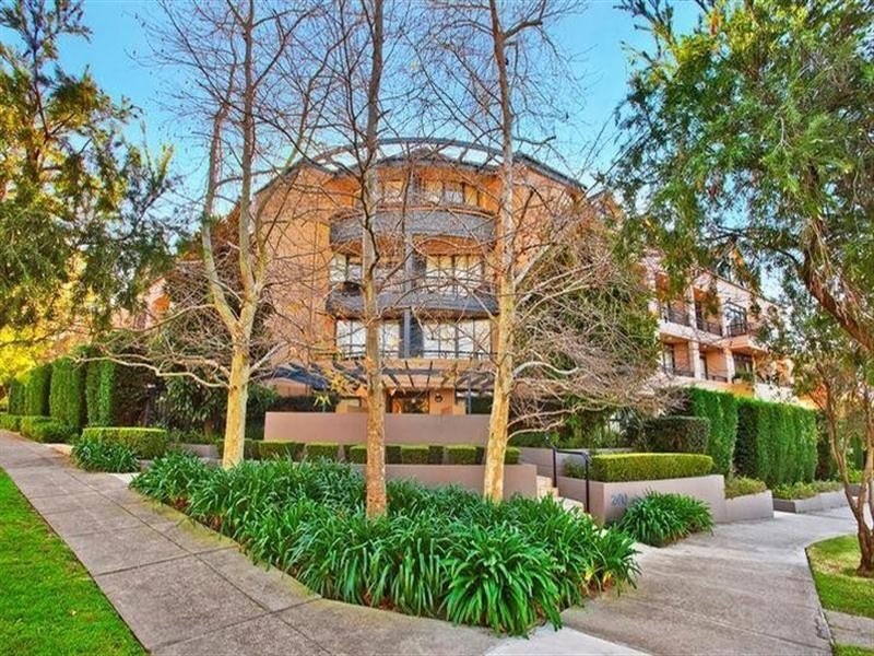 8/240 Ben Boyd Road, Neutral Bay NSW 2089