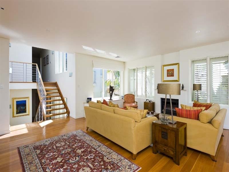 1 Lavoni Street, Mosman NSW 2088