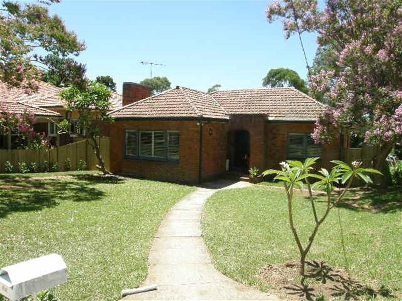 33 Muttama Road, Artarmon NSW 2064