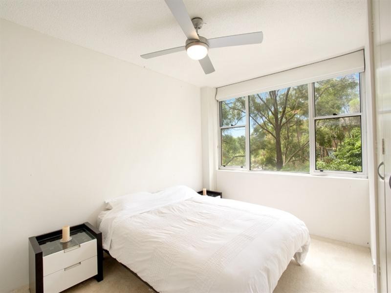 9/243 Ernest Street, Cammeray NSW 2062