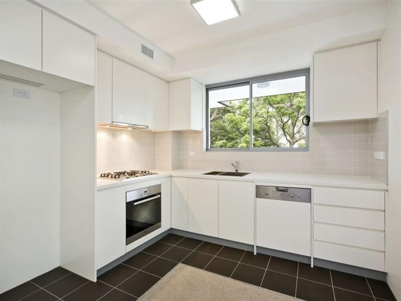 4/242 Pacific Highway, Greenwich NSW 2065