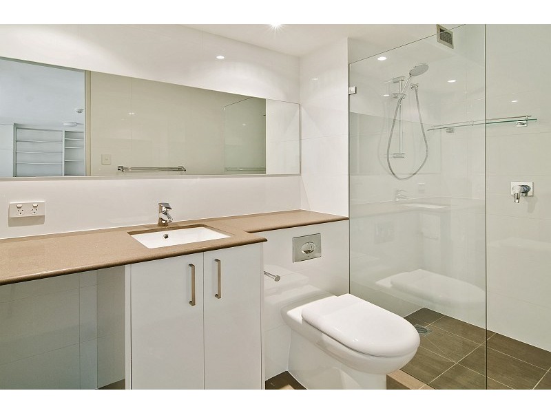 57/90 Blues Point Road, Mcmahons Point NSW 2060