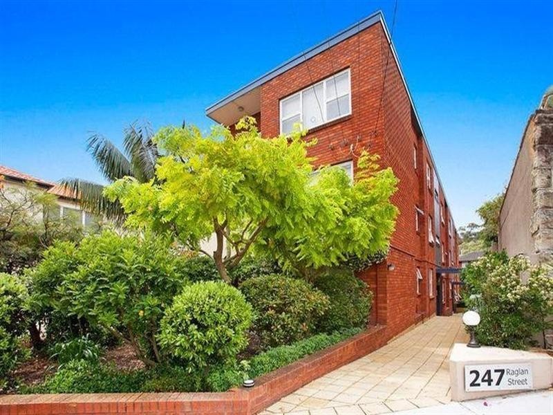 2/247 Raglan Street, Mosman NSW 2088