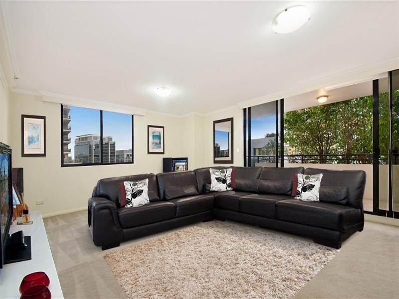 49/13 Herbert Street, St Leonards NSW 2065