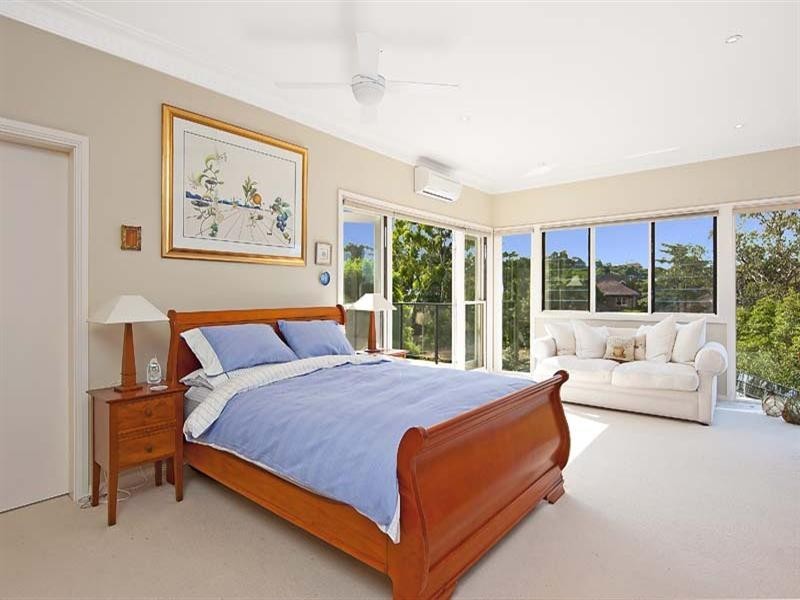 43 Sunnyside Crescent, Castlecrag NSW 2068