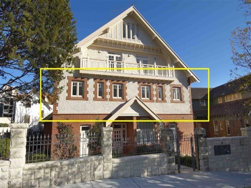 Residence 4 – 17 Lower Wycombe Road, Neutral Bay NSW 2089