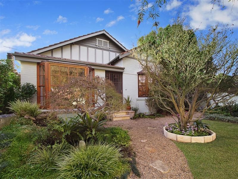 17 McClelland Street, Willoughby NSW 2068