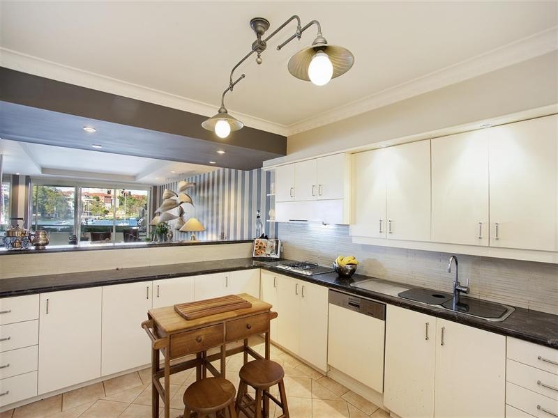 13/9 Hayes Street, Neutral Bay NSW 2089