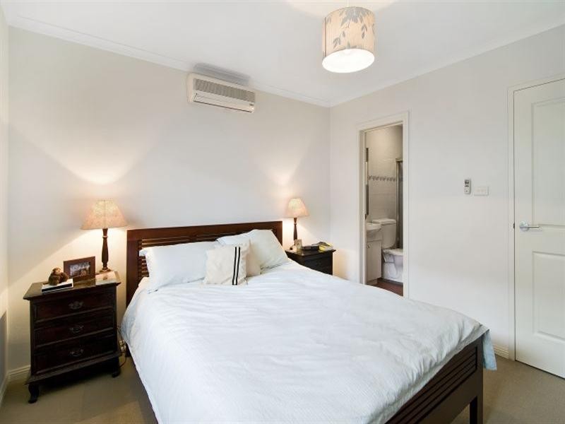 18/29 Rawson Street, Neutral Bay NSW 2089