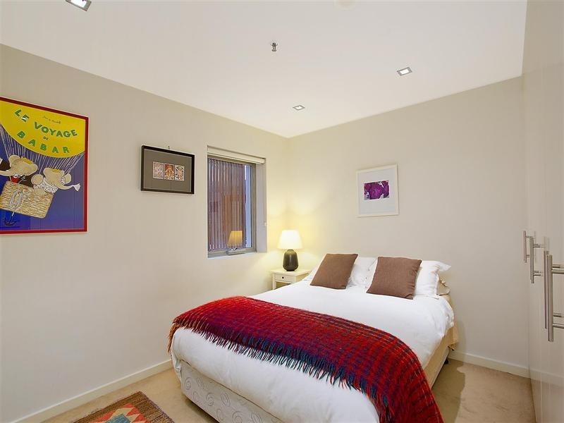 212/34 Oxley Street, St Leonards NSW 2065