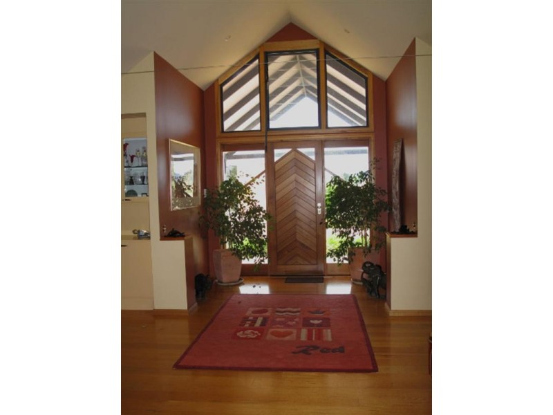 40 Aroona Street, Coomba Park NSW 2428