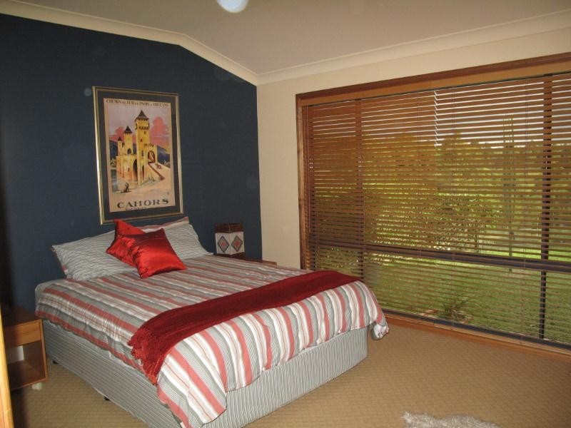 40 Aroona Street, Coomba Park NSW 2428