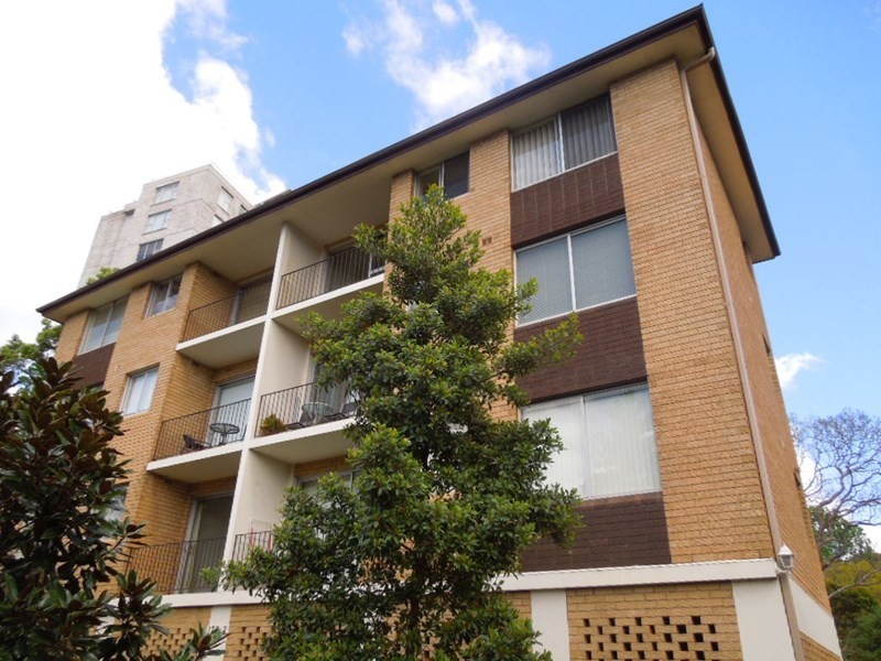 2/170 Ben Boyd Road, Neutral Bay NSW 2089